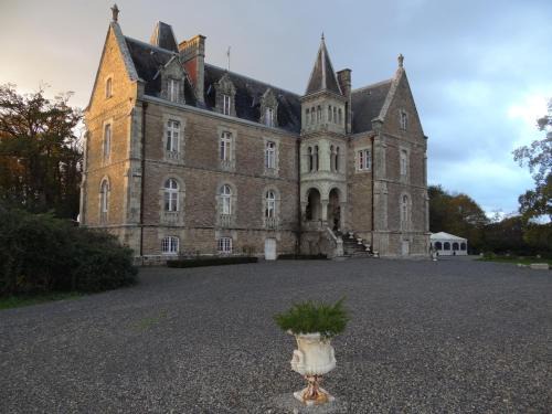 Sainte-Reine-de-Bretagne Bed & Breakfast | Château du Deffay