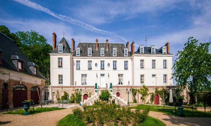 Chaumont-en-Vexin Bed & Breakfast | Château du Jard