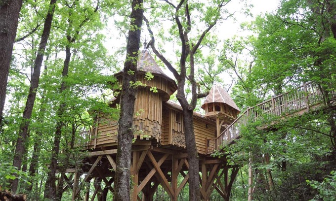Nojals-et-Clotte Cabin | Châteaux dans les Arbres