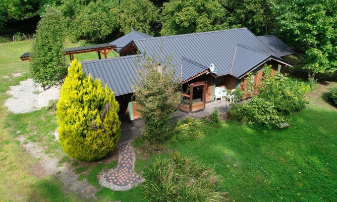 Lago Puelo Ski Chalet | Chacra La Escondida
