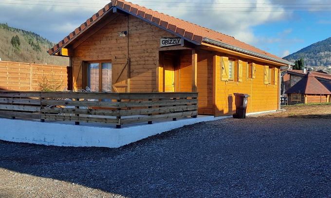 Saint-Maurice-sur-Moselle Ski Chalet | Chalet GRIZZLY at the foot of Ballon d'Alsace pets welcome