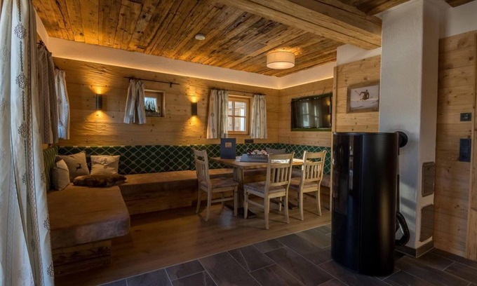 Rain Apartment | Chalet 3 - autumn time