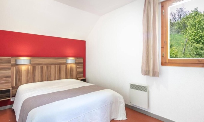 Gresse-en-Vercors Ski Chalet | Chalet, 300m from shops, fitness, parking, tv, 50-55m², Gresse en Vercors