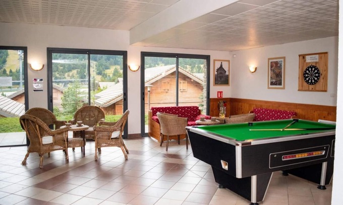 Saint-Etienne-en-Devoluy Ski Chalet | Chalet, 300m from shops, fitness, swimming pool, sauna, terrace, parking, tv, ski locker, 42m²