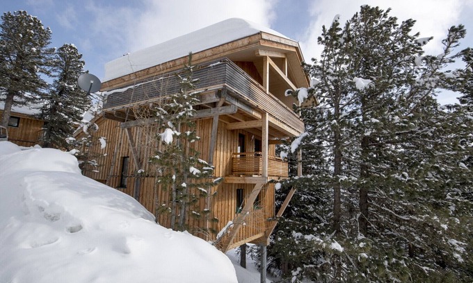 Turracher Hohe Ski Chalet | Chalet # 49 with IR-sauna and whirlpool bath