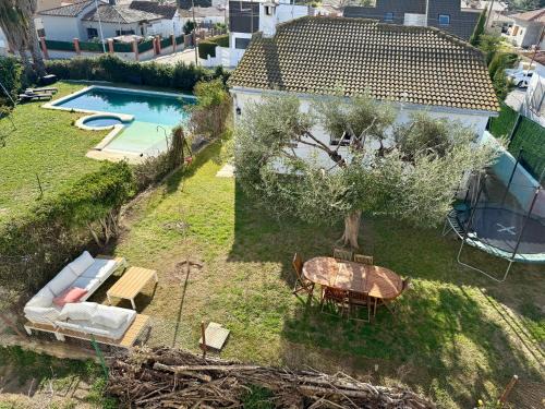 Llorenc del Penedes House | Chalet acogedor bien orientado y comunicado