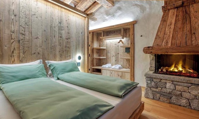 Livigno Ski Chalet | Chalet "Akchalet Akon" with Mountain View, Heated Indoor Pool & Wi-Fi