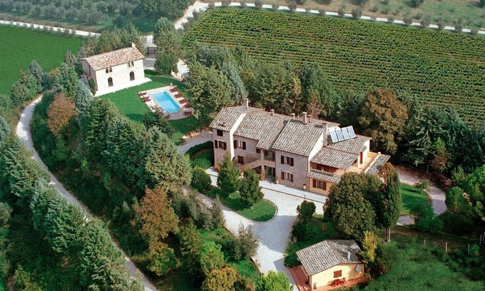 Ramazzano Apartment | Chalet Apartment 110 Sq. Metres In The Verdant Umbrian Hills With Nice Pool