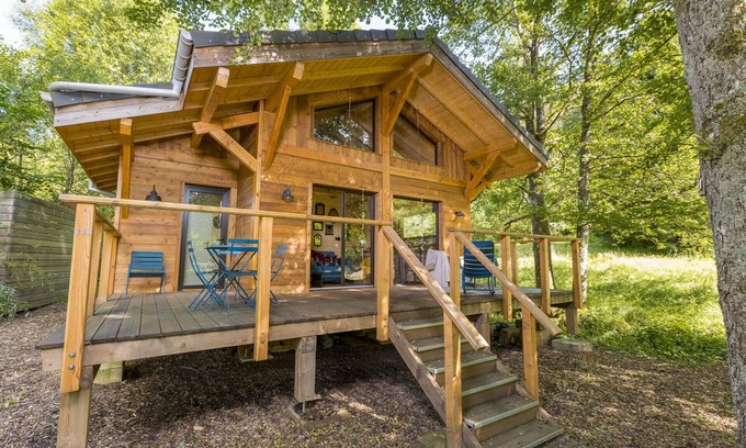 Taintrux Ski Chalet | Chalet au bord de l'eau en pleine nature près de la montagne et de l'Alsace