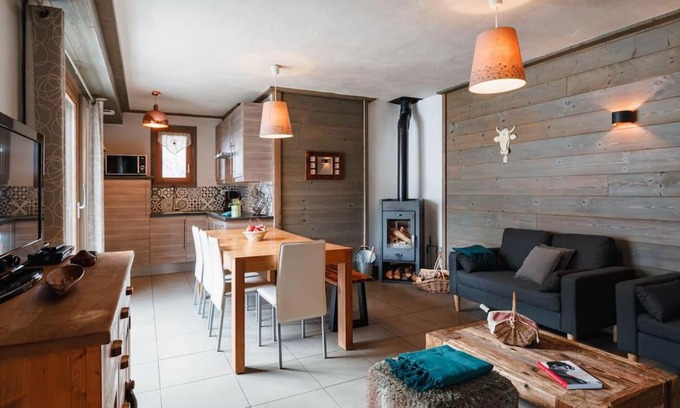 Champagny-en-Vanoise Apartment | Chalet Bio Corti 6p. 3 ch proche pistes/commerces