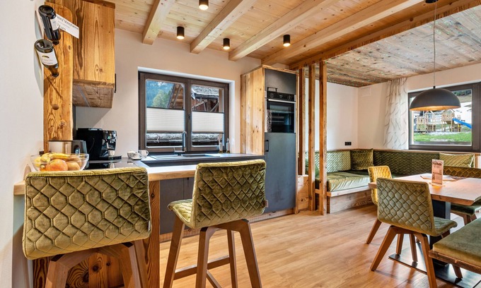 Racines Apartment | Chalet "Blosegghof Waldblick" with Mountain View, Private Terrace and Wi-Fi