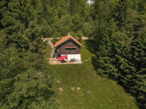 La Vue des Alpes Ski Chalet | Chalet Chalet de la Vue des Alpes by Interhome