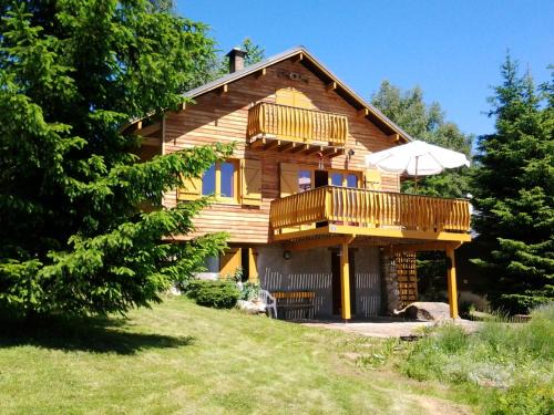 Ax-les-Thermes Ski Chalet | Chalet chaleureux à Ax-les-Thermes avec vue sur la montagne