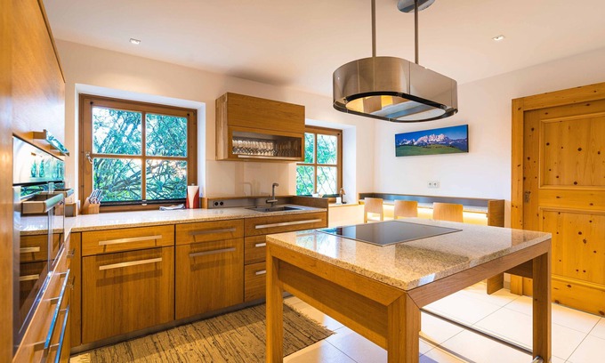 Zell am See Ski Chalet | Chalet Crown of the Alps