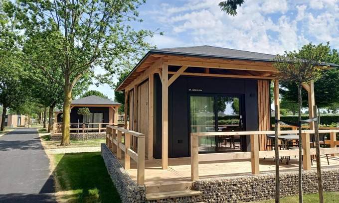 Berg en Terblijt House | Chalet for 2 persons with terrace