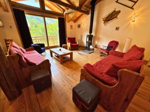 Villarabout Apartment | Chalet Chardons - Chalet Authentique proche des 3 Vallées MAE-3704