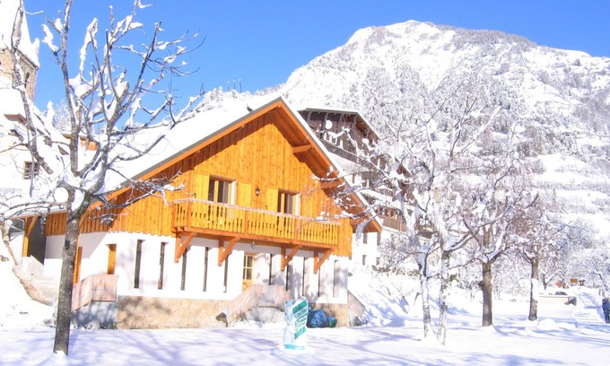 Le Bourg-d'Oisans Cottage | Chalet 'Gîte de France 3 épis' on mythical rise of Alpe d'Huez
