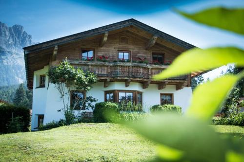 Ellmau Apartment | Chalet Glücklich sein.