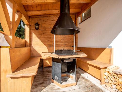 Hochkrimml Ski Chalet | Chalet Hochkrimml 2 by Interhome