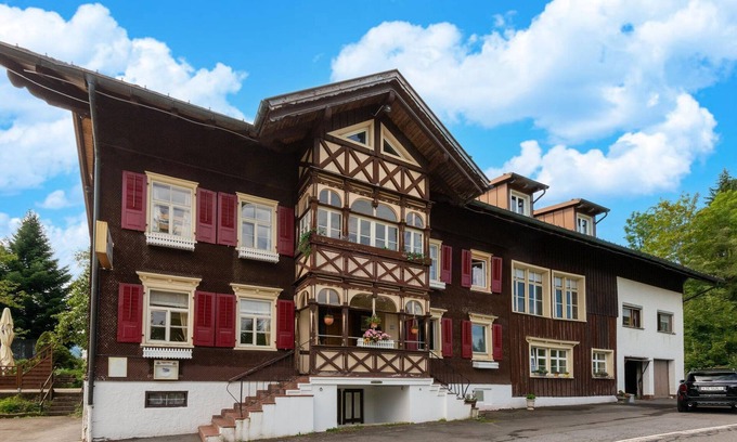 Sibratsgfaell Apartment | Chalet in Bregenzerwald near Ski Slopes