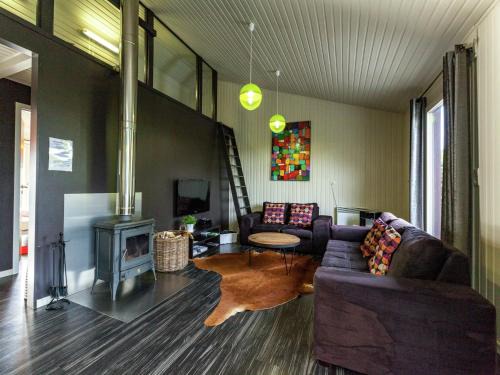 Wirtzfeld Ski Chalet | Chalet in Bullingen for 6 Person, cleaning included