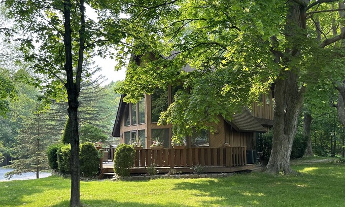 Youngstown House | Chalet in Niagara County