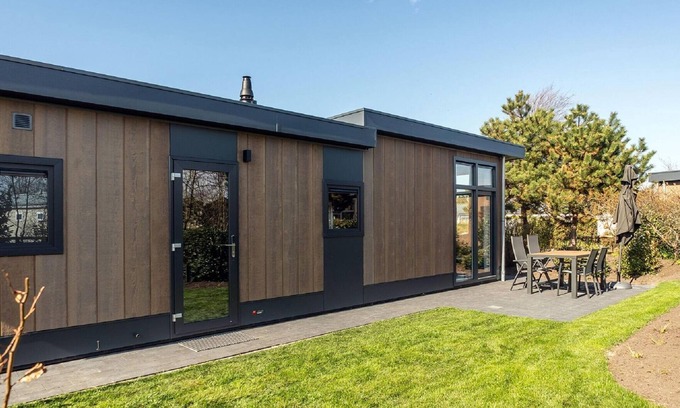 De Cocksdorp Ski Chalet | Chalet in Texel near North Sea Beach