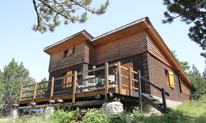 Bedoin Ski Chalet | chalet in the heart of ventoux