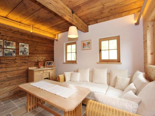Sankt Johann in Tirol Ski Chalet | Chalet in Tyrol on St Johanns Ski Slope