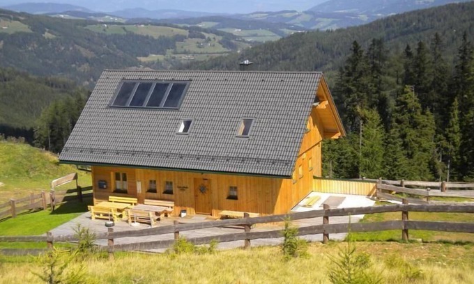 Reichenfels House | Chalet "Karnerhütte" with whirlpool
