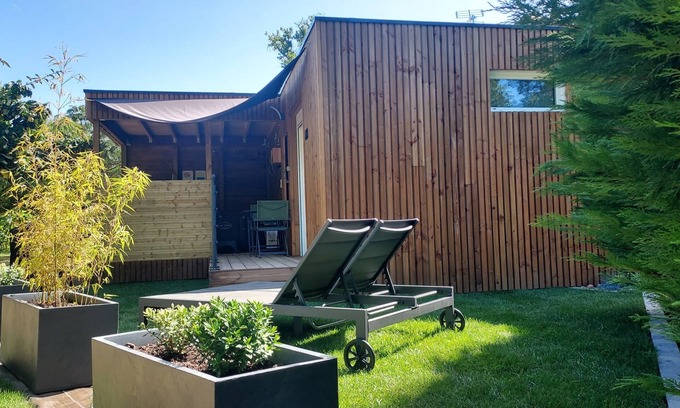 Bassillac and Auberoche Ski Chalet | Chalet le Clos des Golferies with jacuzzi