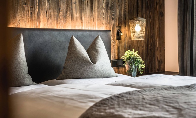 Selva di Val Gardena Ski Chalet | Chalet 'L Piz Dolomites' with Mountain View, Private Terrace and Wi-Fi