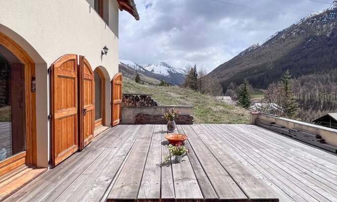 Molines-en-Queyras Ski Chalet | CHALET LE GRAND QUEYRAS