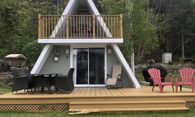Riviere-du-Loup Regional County Municipality Ski Chalet | CHALET LE POINTU, RIVIÈRE-DU-LOUP
