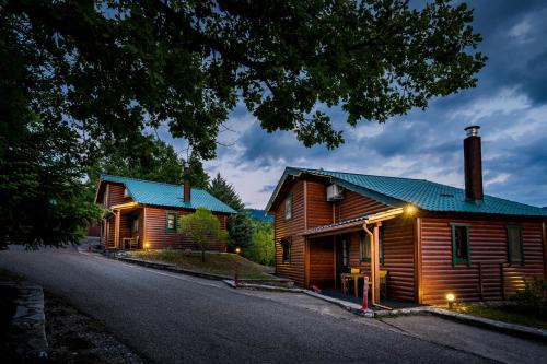 Karpenisi Apartment | Chalet Likouresi Village