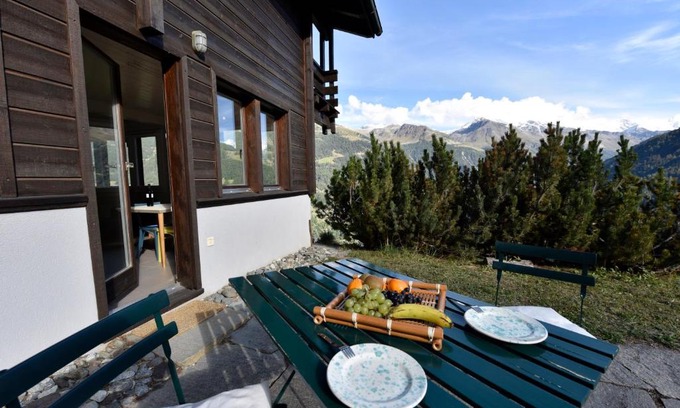 Saint-Jean Ski Chalet | Chalet Mousseron