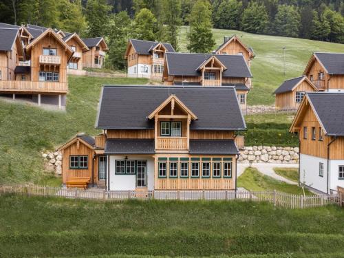 Grundlsee House | Chalet near Lake Grundlsee with Sauna
