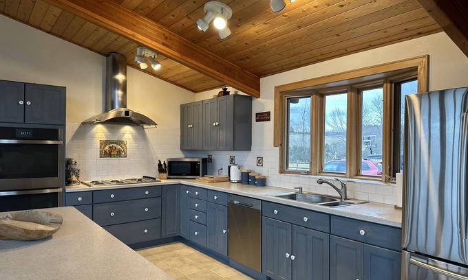 Hollowville House | Chalet on 20 acres with beautiful views from every room.