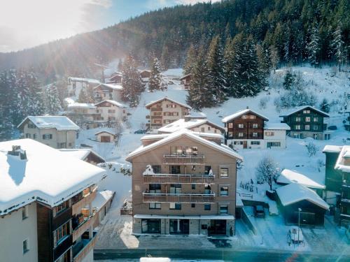 Klosters-Serneus Apartment | Chalet Piz Buin