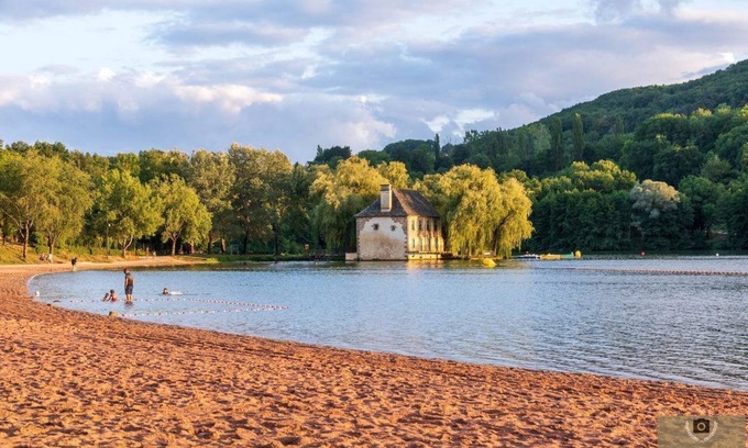 Lissac-sur-Couze Ski Chalet | Chalet Pres DU LAC DU Causse