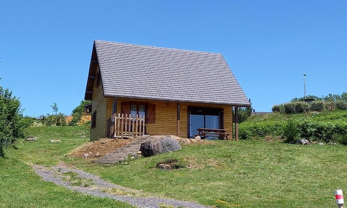Saint-Genes-Champespe Ski Chalet | Chalet Sancy