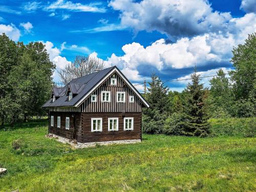Korenov Ski Chalet | Chalet Sluneční vršek by Interhome