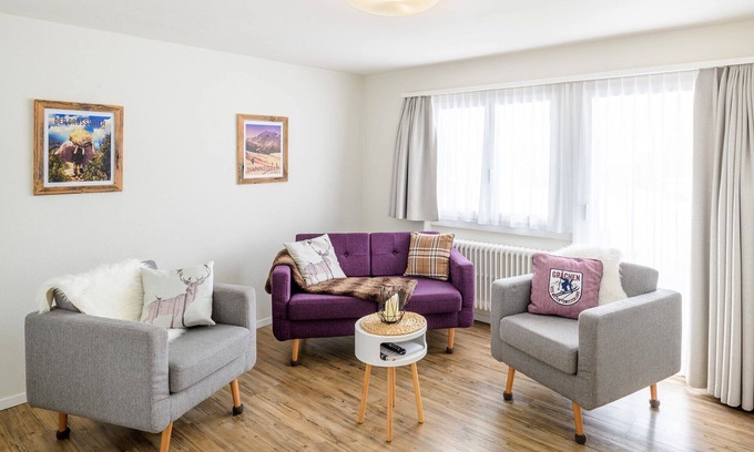 Graechen Apartment | Chalet Soldanella Apartment Ground Floor South East 4 * S