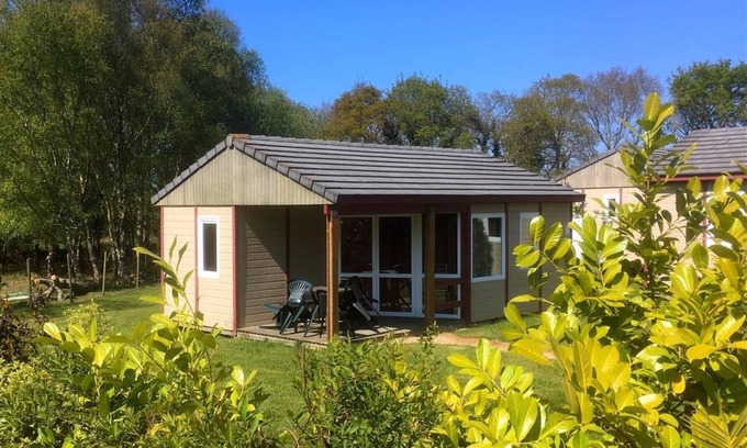 Pleumeur-Bodou Apartment | Chalet 'Standard 3' with Private Terrace and Shared Garden