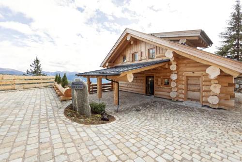 Gmuend in Kaernten Ski Chalet | Chalet Tannenhaus