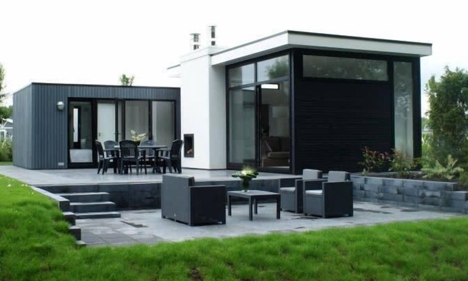 Velsen-Zuid House | Chalet with 3 bedrooms and a terrace