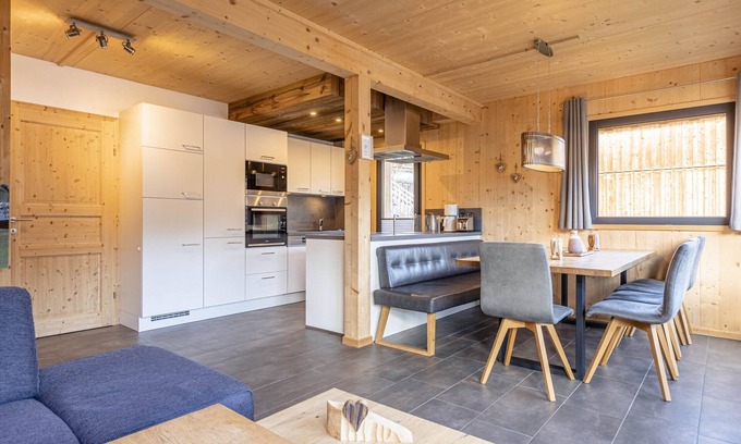 Steinach am Brenner Ski Chalet | Chalet with 4 bedrooms for up to 8 people