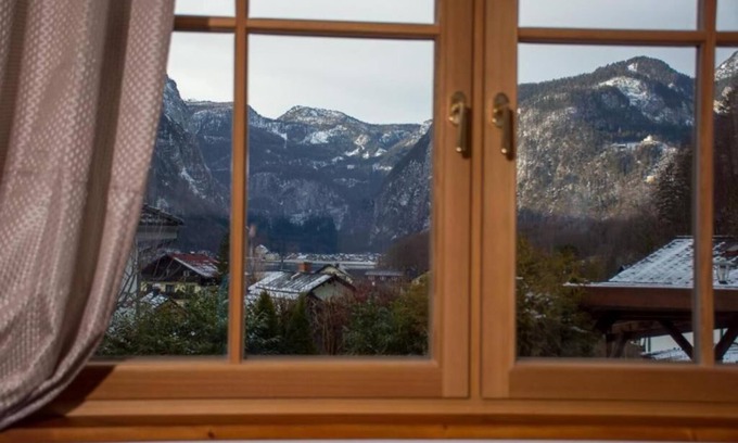 Obertraun House | Chalet with parking lot