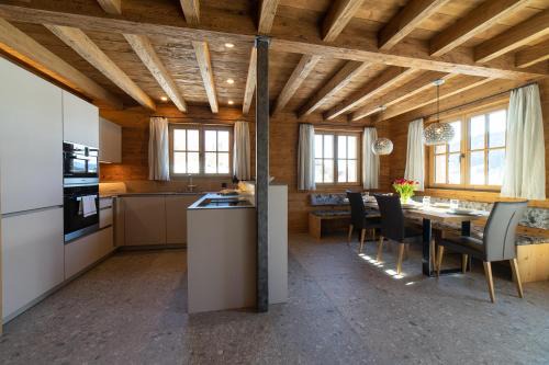 Wildhaus House | Chalet Zuestoll