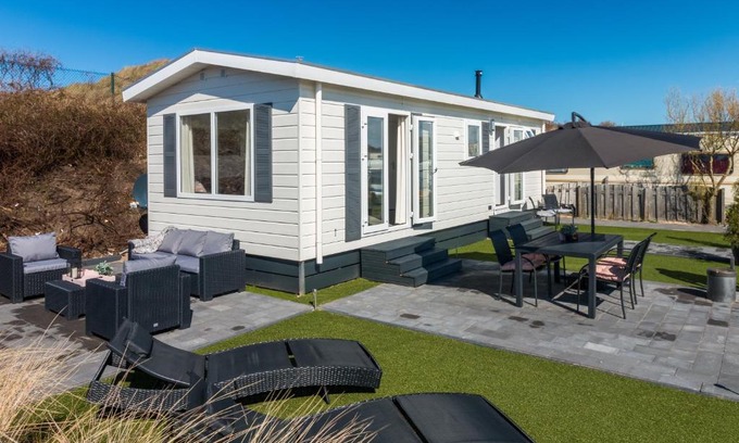 IJmuiden Ski Chalet | CHALETS IN THE DUNES nearby the beach